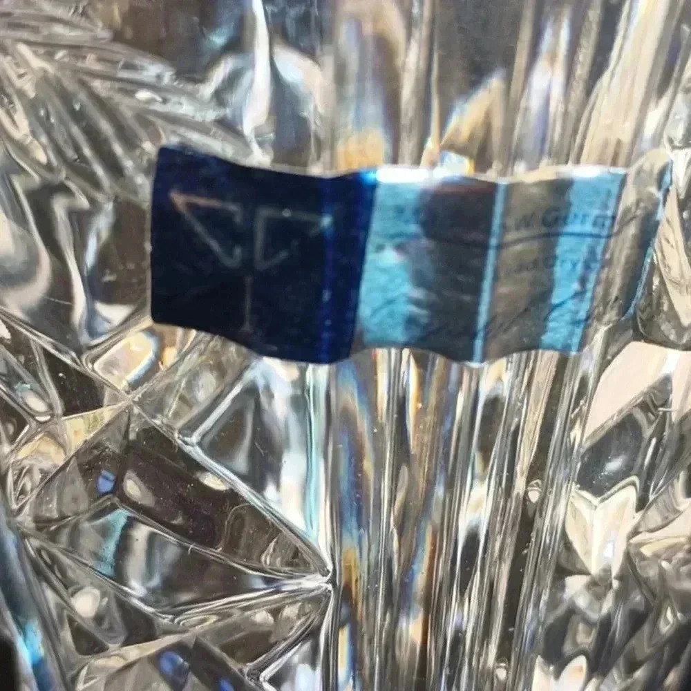 Vintage West German Fine Crystal Vase with Frosted Roses 24% Leaded - Picture 5 of 5